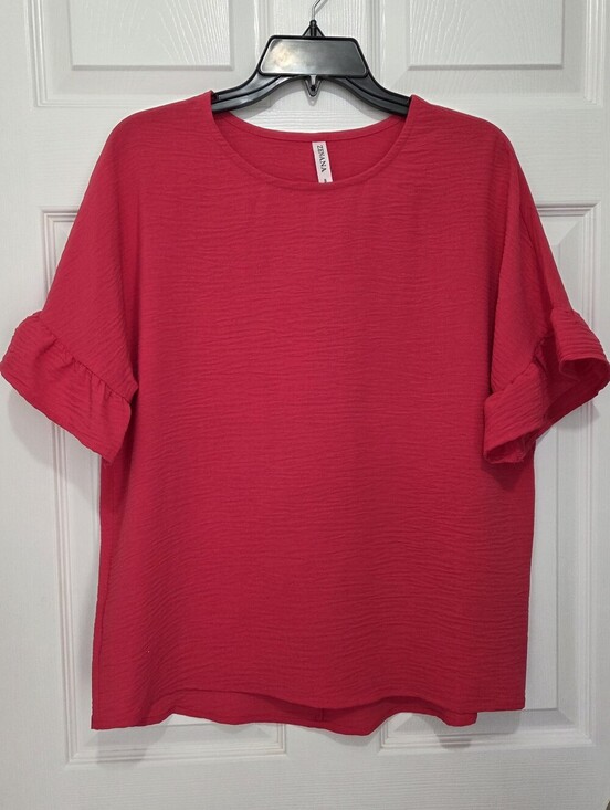 Zenana Outfitters Tops - Zenana Outfitters Bright Pink Ruffle Short Sleeve Textured Top Size Small Office